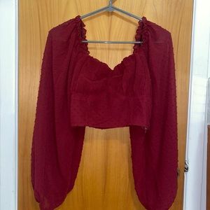 NWOT maroon crop top, can be worn off shoulder